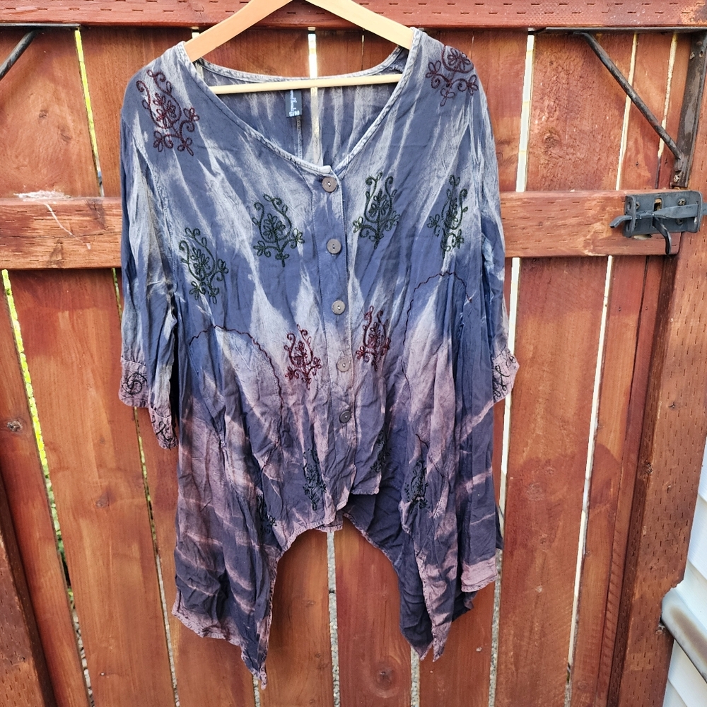 Sacred Threads boho flowy tie dye top small medium